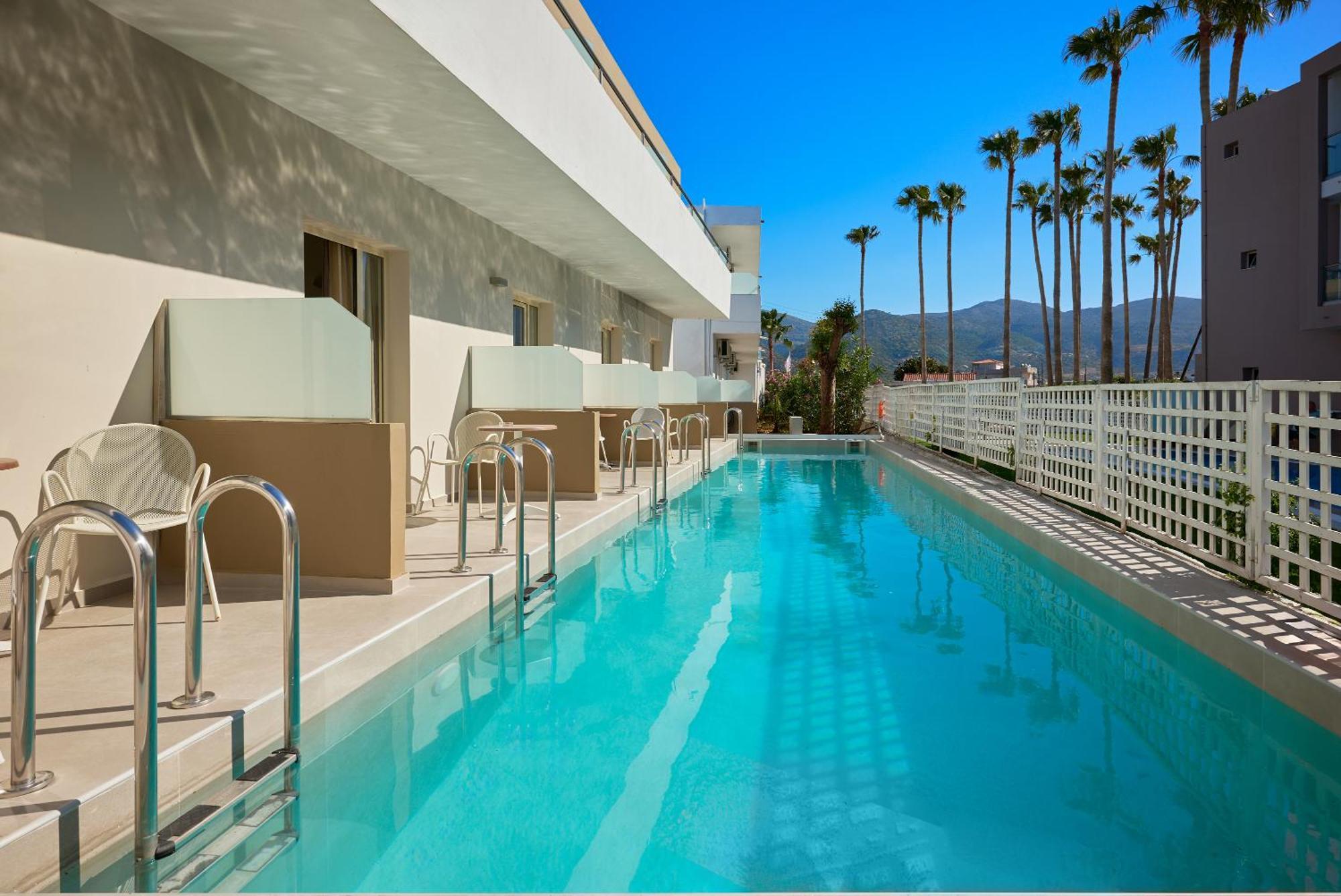 Malia Bay Beach Hotel & Bungalows Eksteriør billede