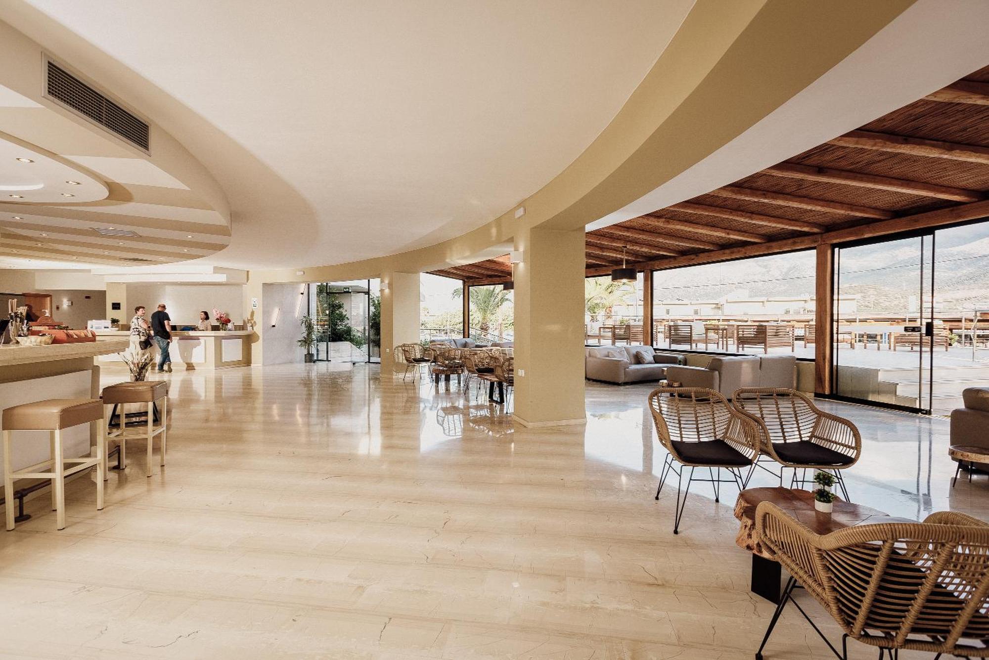 Malia Bay Beach Hotel & Bungalows Eksteriør billede