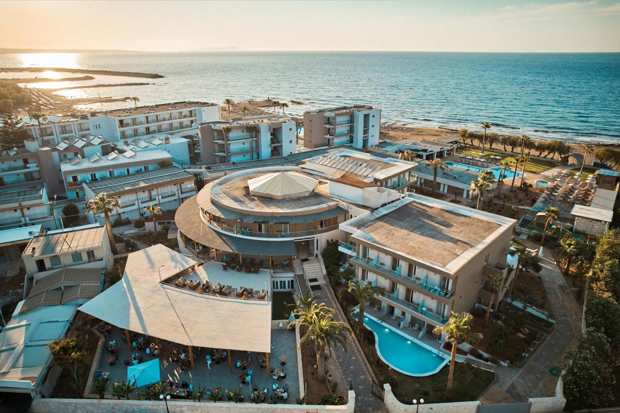 Malia Bay Beach Hotel & Bungalows Eksteriør billede